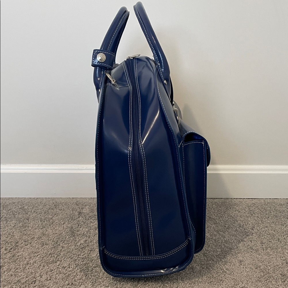 McKlein Edgebrook Navy Leather Rolling Briefcase Laptop Bag Lock Key - Picture 3 of 16